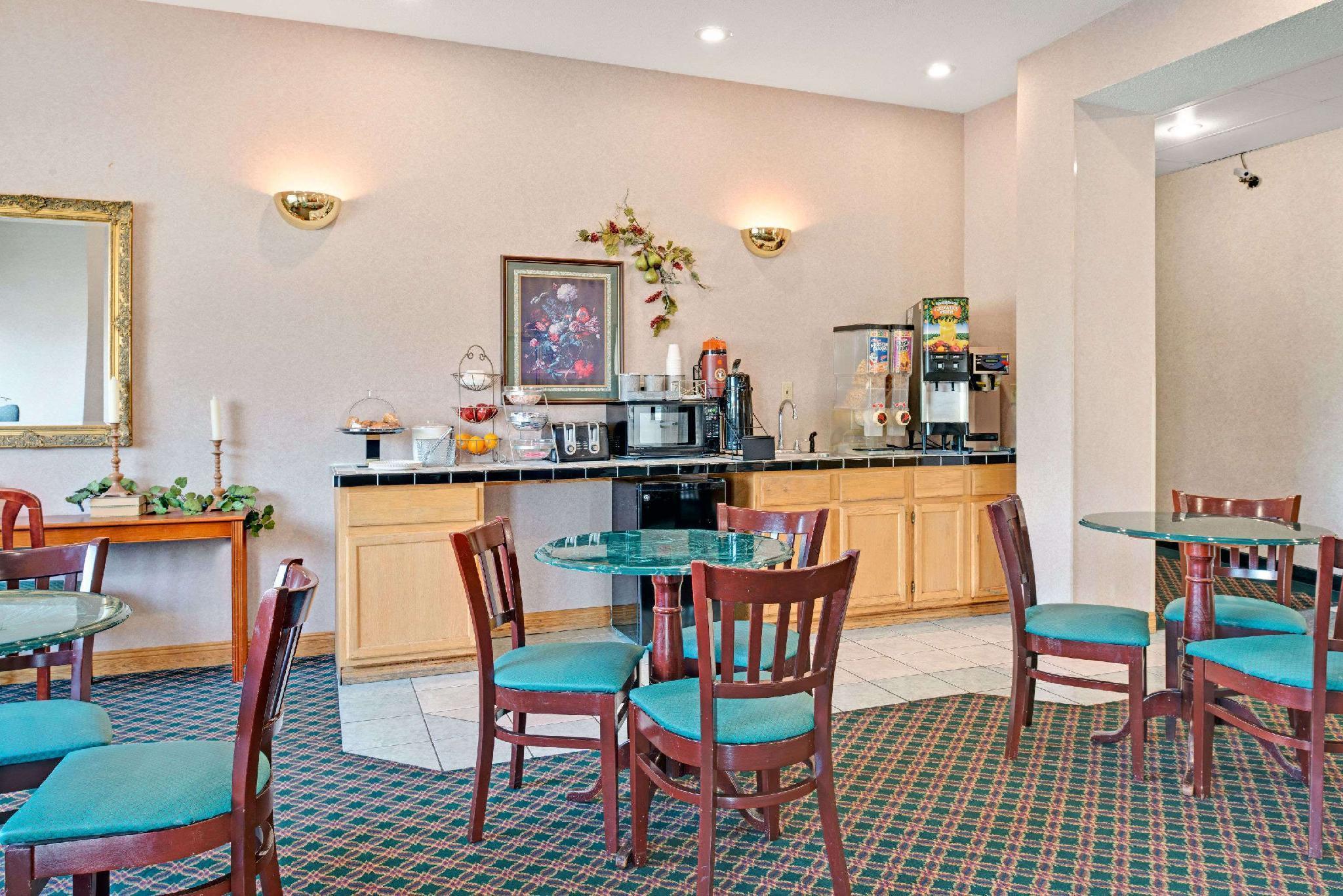 Travelodge By Wyndham St. Louis Berkeley Ngoại thất bức ảnh